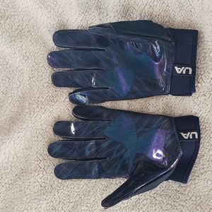 Under Armour youth football gloves